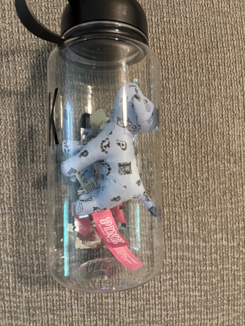 Pink water bottle - Picture 2 of 4
